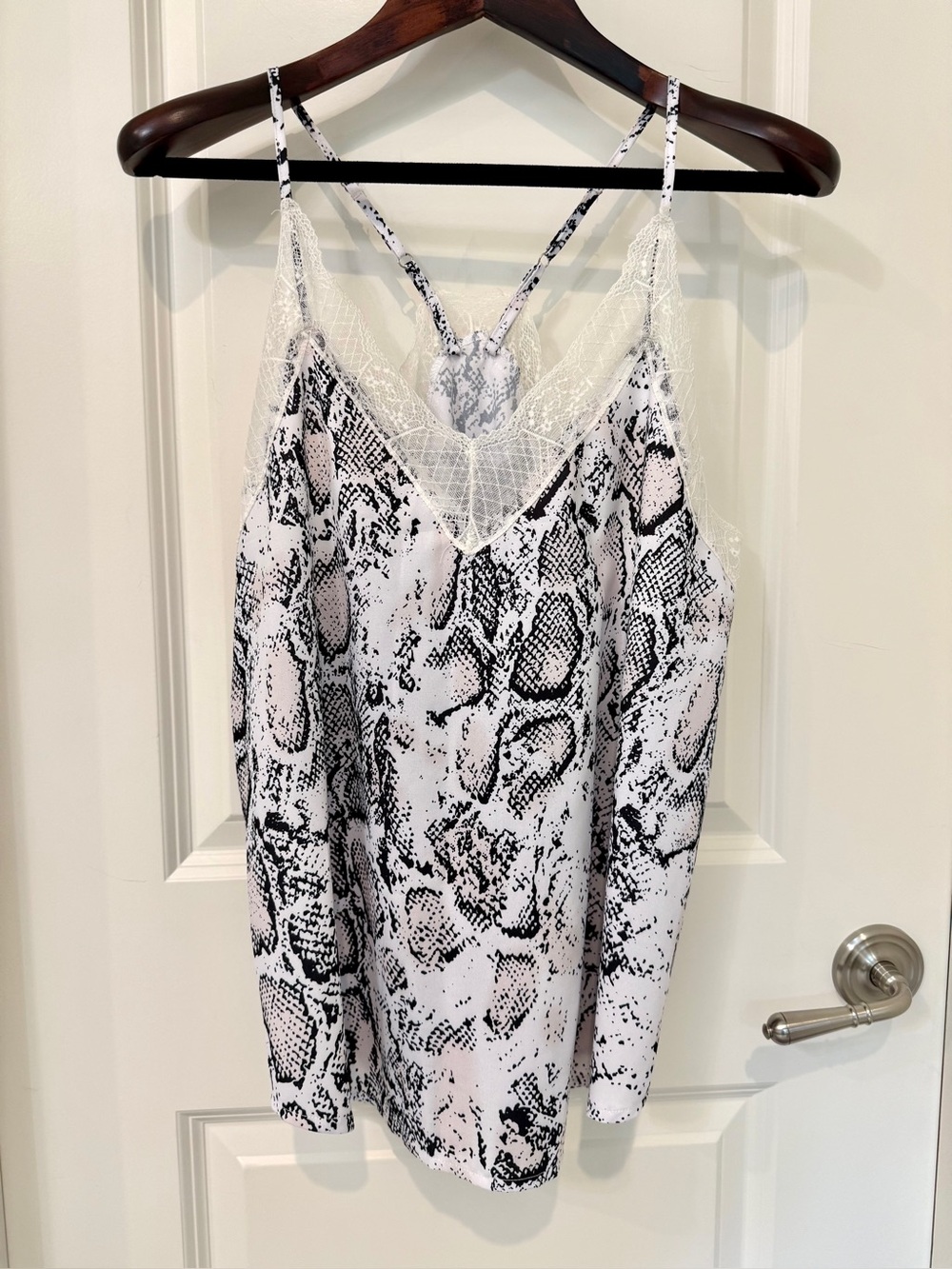 Lace-Trim Snake Print Cami Tank Top - White/Black/Pale Pink size L